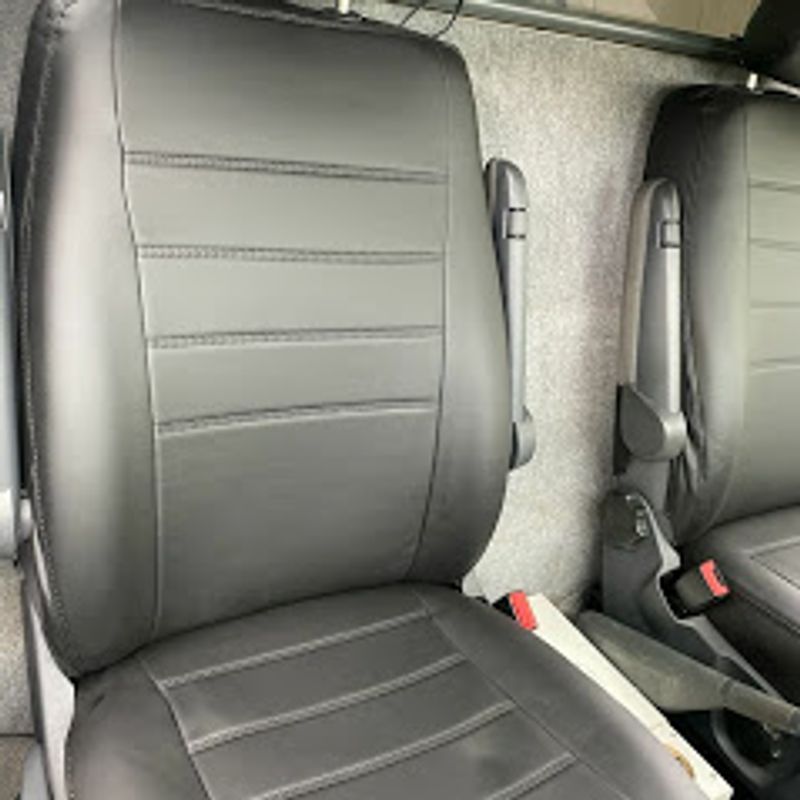 Setetrekk i skinn Transporter T5 2004-2014 1+1