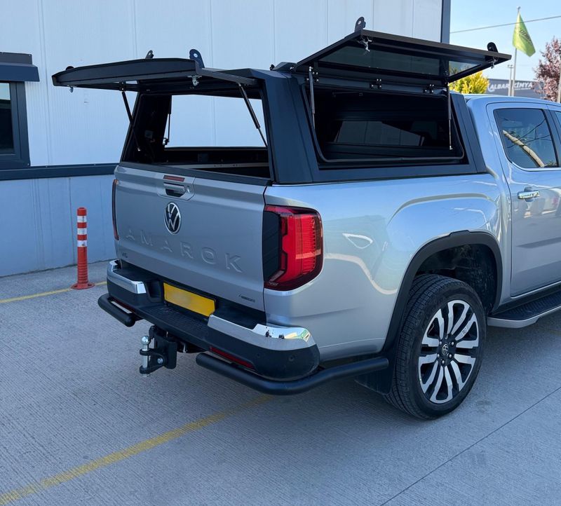 Hardtop G80 Toyota Hilux DC (4 dører) 2016/21+ med glass