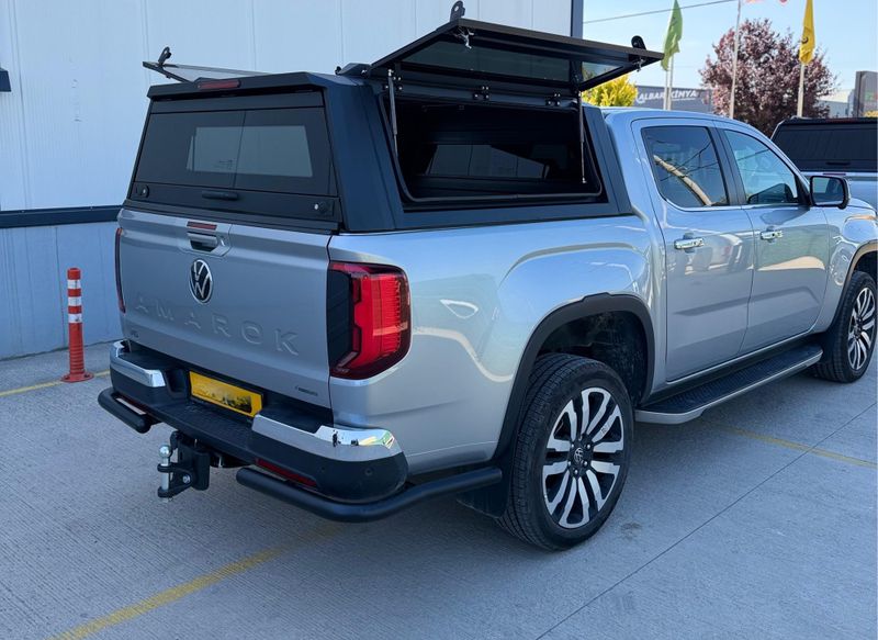 Hardtop G80 Toyota Hilux DC (4 dører) 2016/21+ med glass